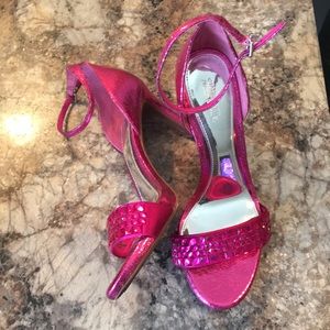 Gianni  Bini Platinum Collection heels